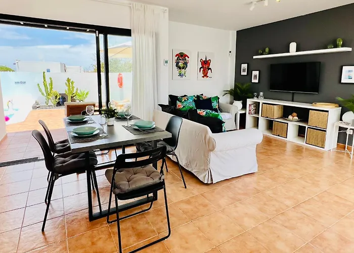 El Salto 37 - Rinnovata 2023, Piscina Riscaldata, Sole Tutto Il Giorno! Wi-fi, Massima Privacy, Ottima Posizione Playa Blanca (Lanzarote)