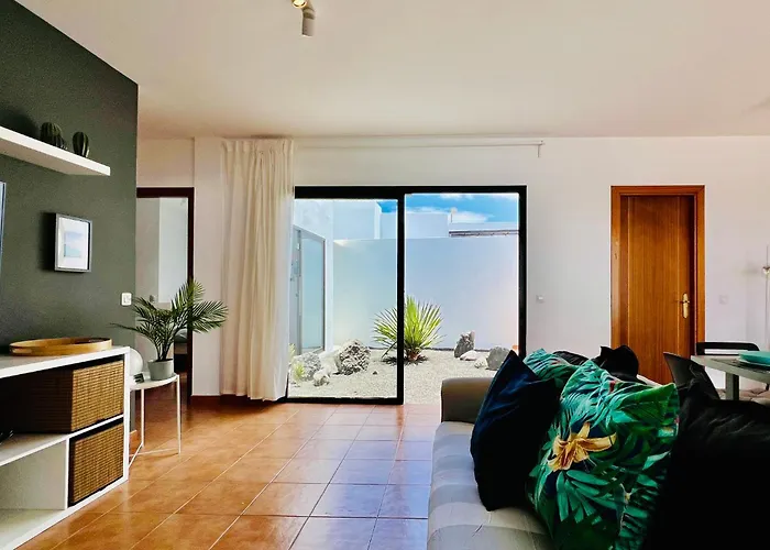 El Salto 37 - Rinnovata 2023, Piscina Riscaldata, Sole Tutto Il Giorno! Wi-fi, Massima Privacy, Ottima Posizione Playa Blanca (Lanzarote)